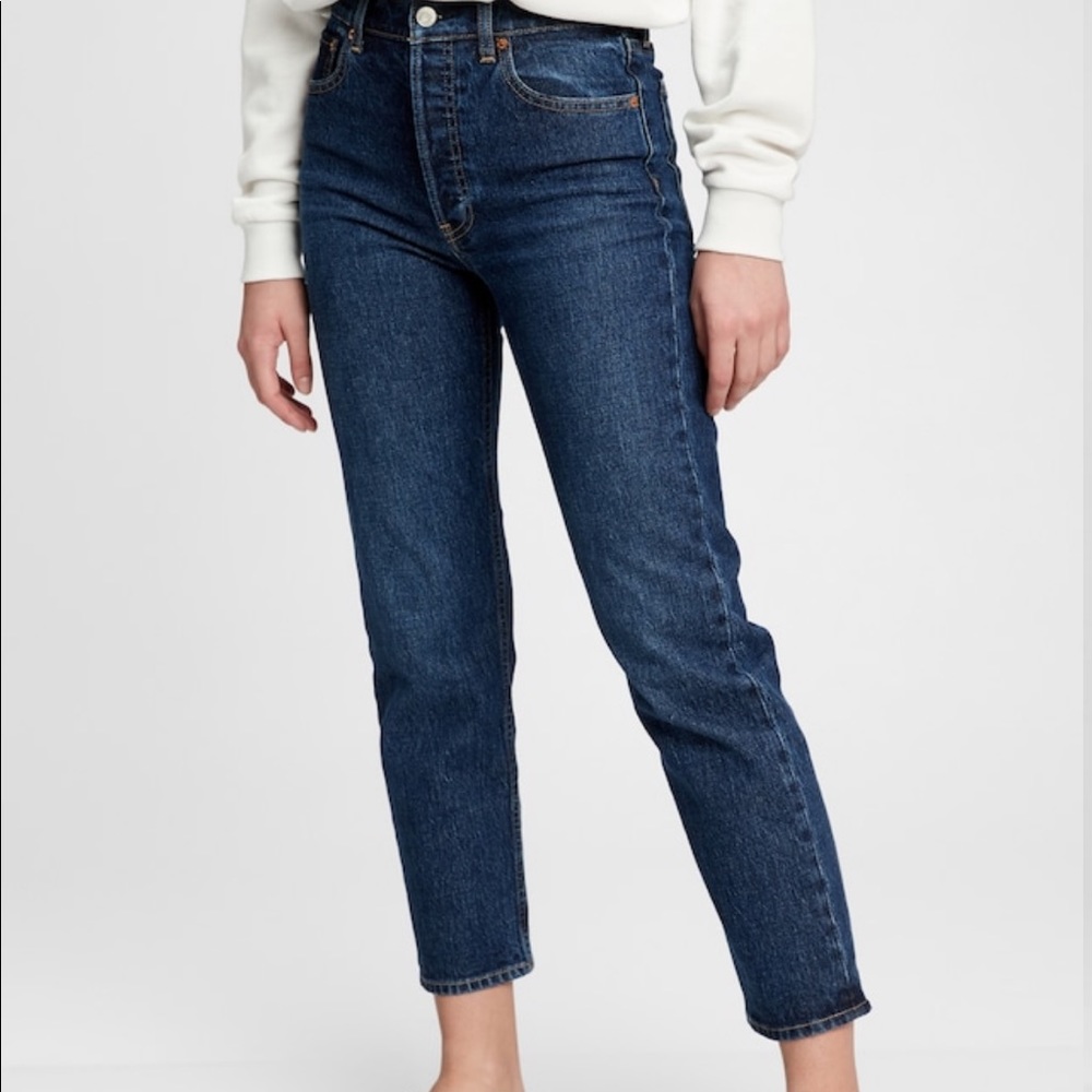 Gap Cheeky Straight Leg Jean sz 26